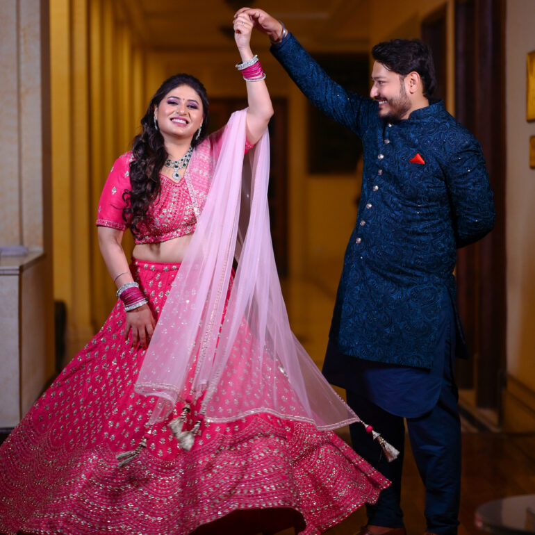 Couple dancing pose by Wedding Reels