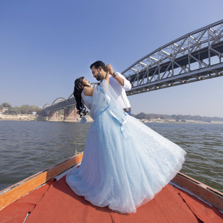 Pre Wedding Near Rajghat Varanasi by Wedding Reels